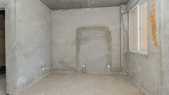 瑞滨新苑南区二手房实景图