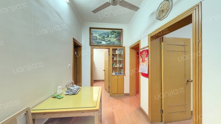 凯旋路188号二手房实景图