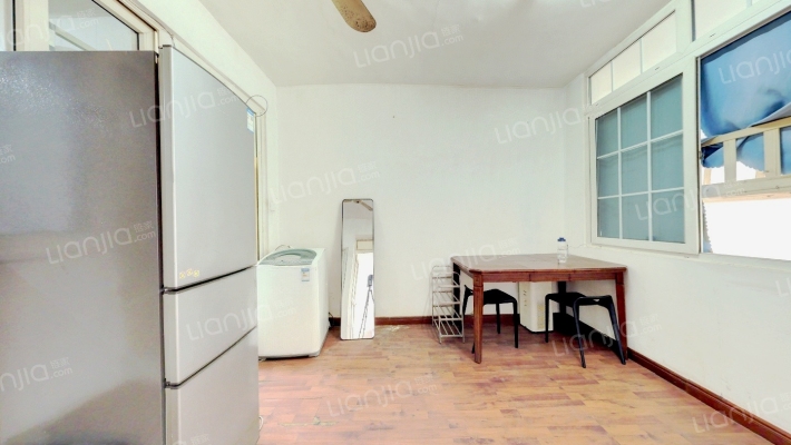 莘浜路285弄二手房实景图