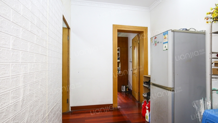 复旦第九宿舍二手房实景图