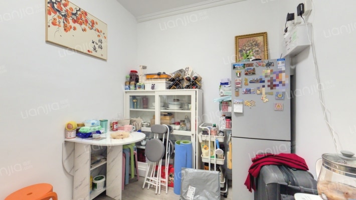 新外大街甲8号院二手房实景图