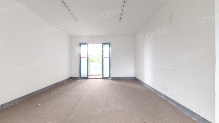 恒基翔龙江畔二手房实景图