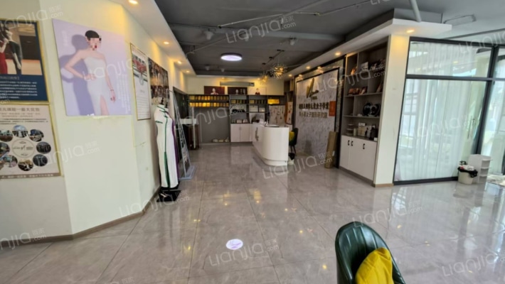 青年路128号二手房实景图