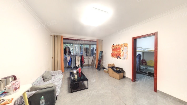 先科花园二手房实景图