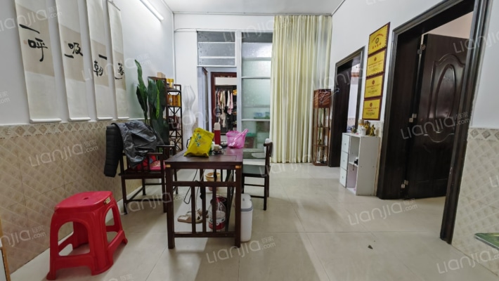 碧华花园二手房实景图