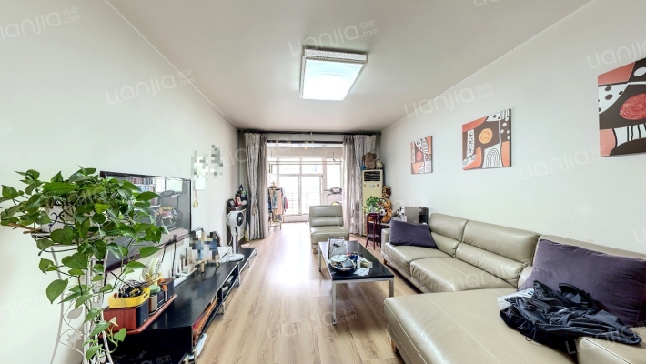 都市晶华二手房实景图