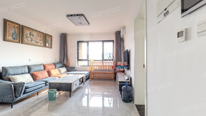 中航绿城理想城百合花园二手房实景图