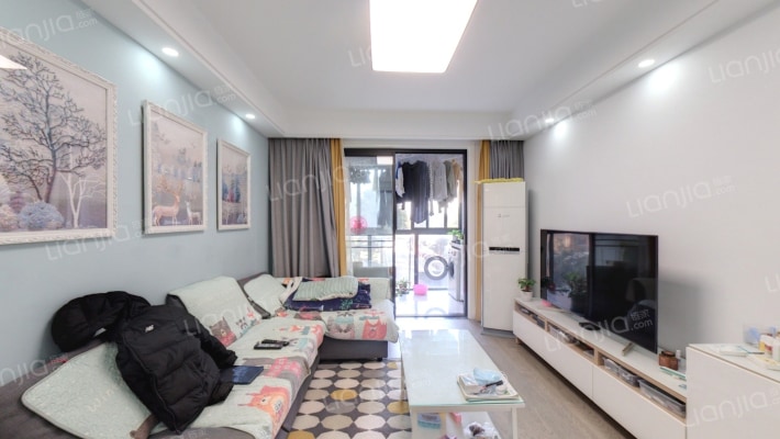 张泾新村三区二手房实景图