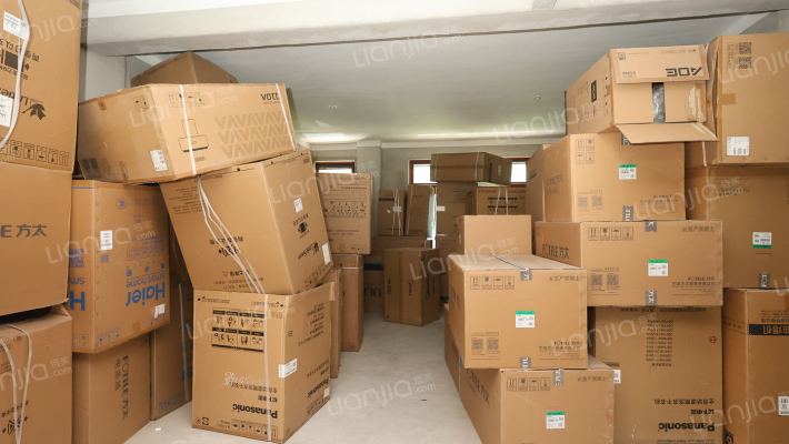 华珊豪庭二手房实景图