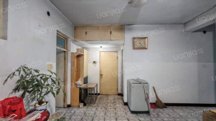 啤酒厂宿舍二手房实景图