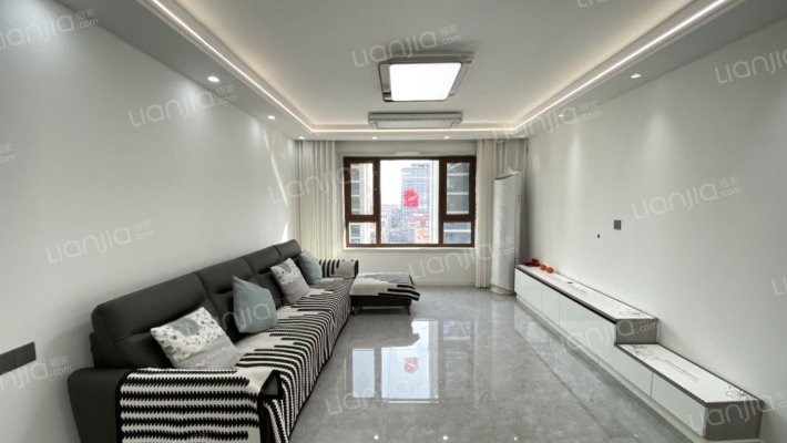 汇龙云景拾里二手房实景图