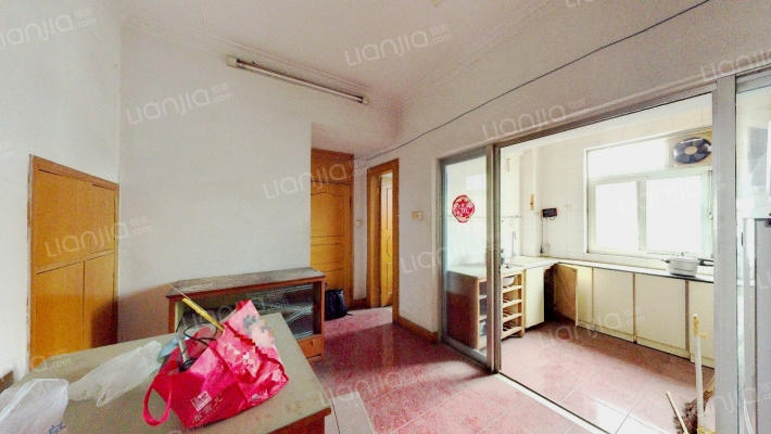 十三湾巷二手房实景图