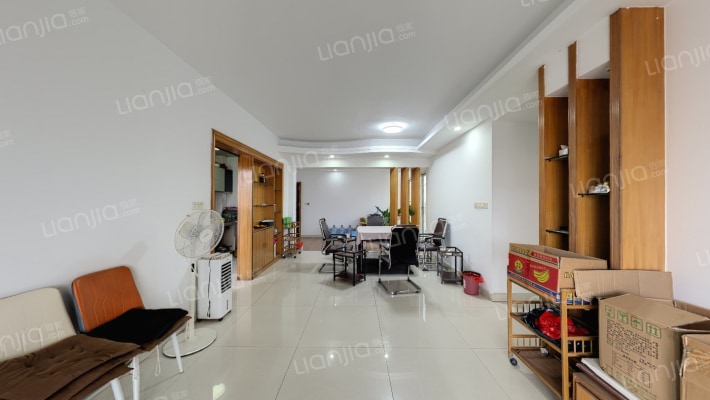 健逸天地二手房实景图