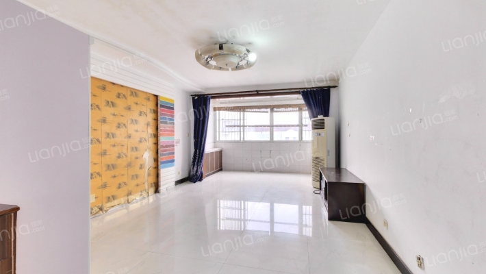 舜龙公寓二手房实景图