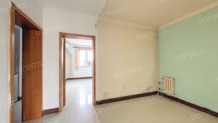 丙28号院二手房实景图