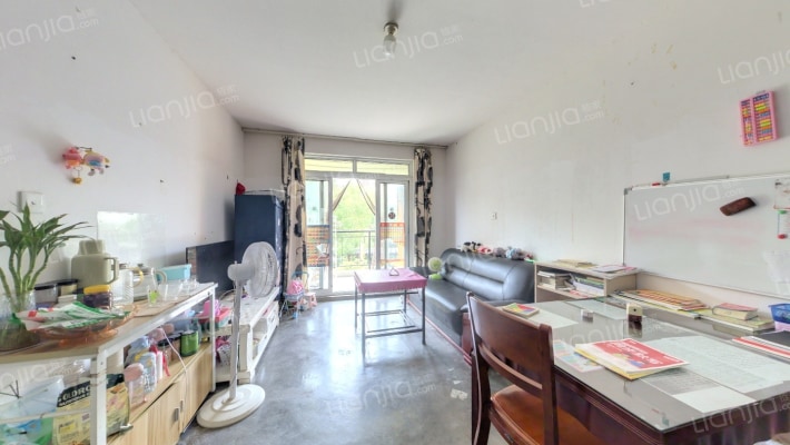 桃园新城中城苑二手房实景图