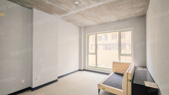 旭辉家墅二手房实景图