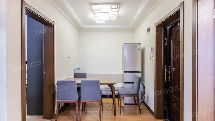 中桥大楼二手房实景图