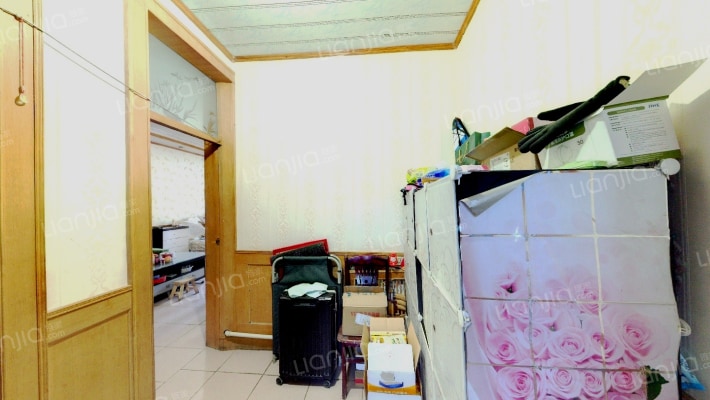 县医院家属楼二手房实景图