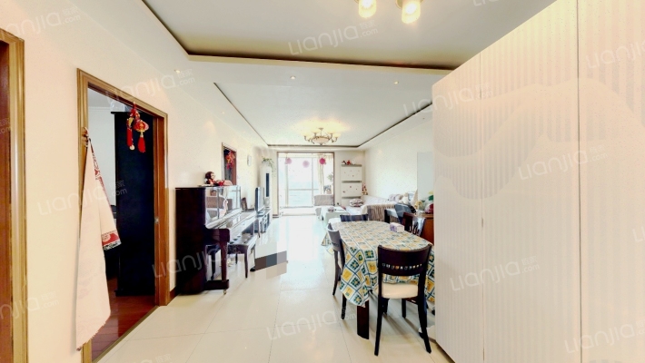 世纪金色嘉园二手房实景图