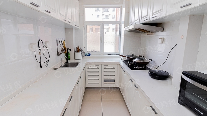 小户型三室 格局方正，分布合理，居住舒适-厨房