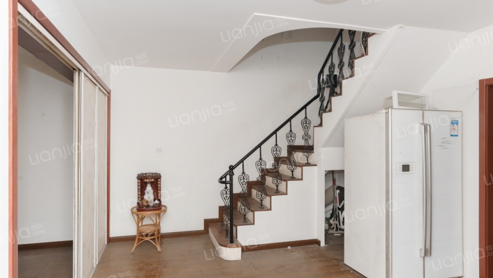 南华苑二手房实景图