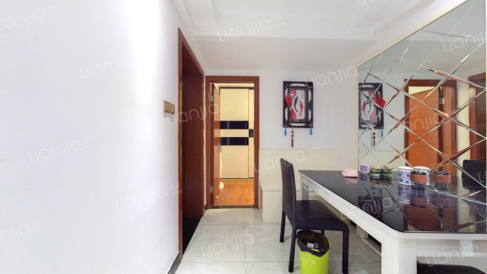 小河路二手房实景图