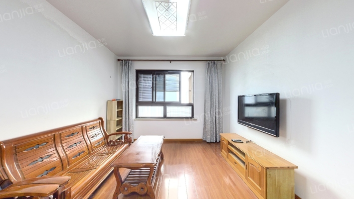 水岸年华二手房实景图