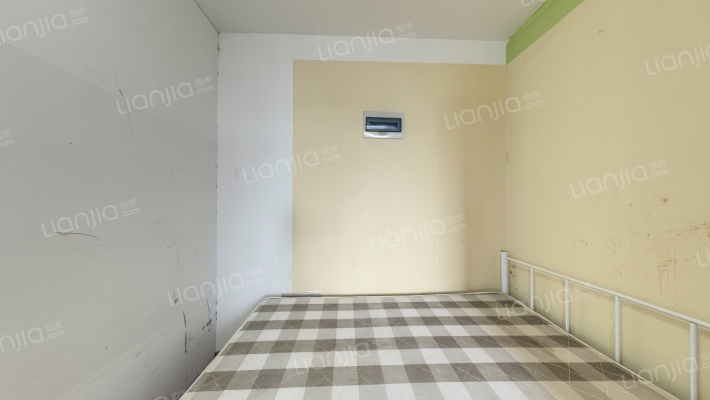 东方水岚佳苑二手房实景图