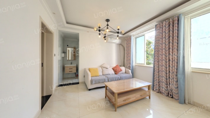 嘉盛华庭二手房实景图