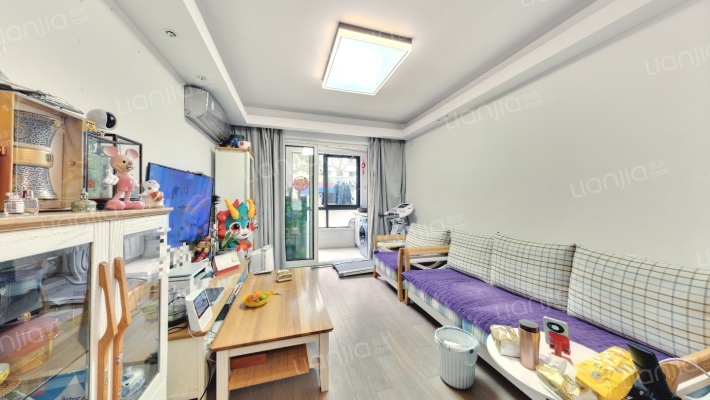 绿地海珀佘山二手房实景图