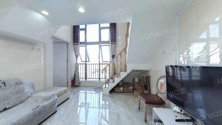 雄峰城二手房实景图