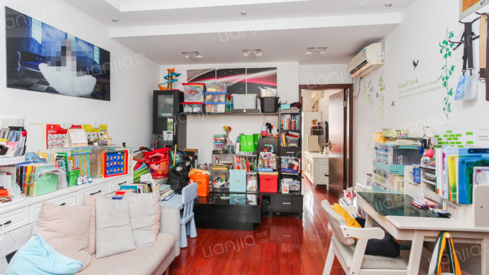 齐八小区二手房实景图