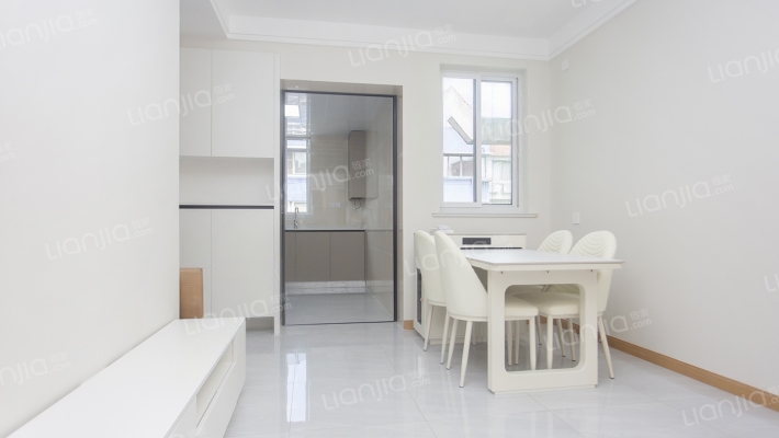 金汇花园三街坊先锋公寓二手房实景图