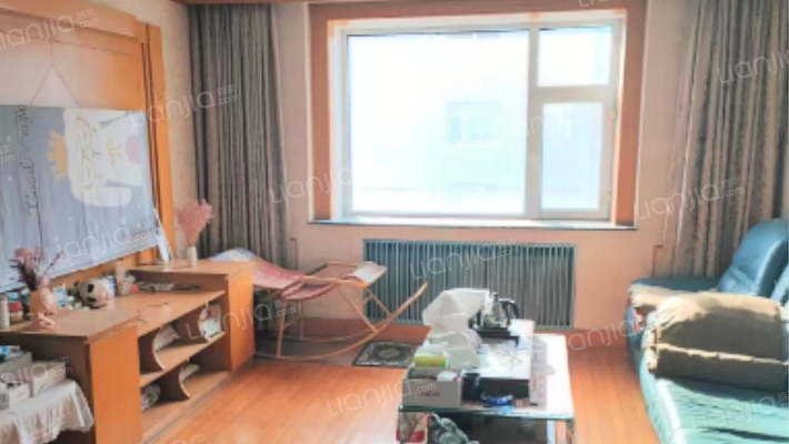 万基小区二手房实景图