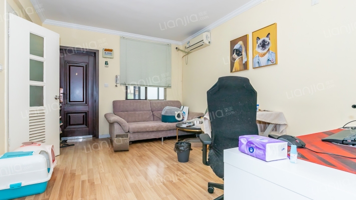 商建大楼二手房实景图