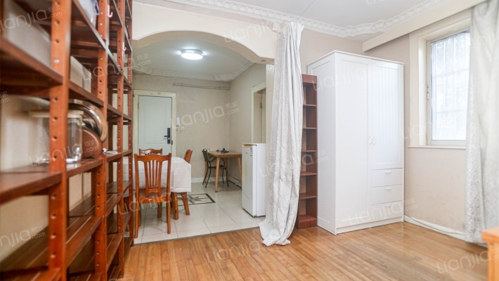 茂兴大厦二手房实景图