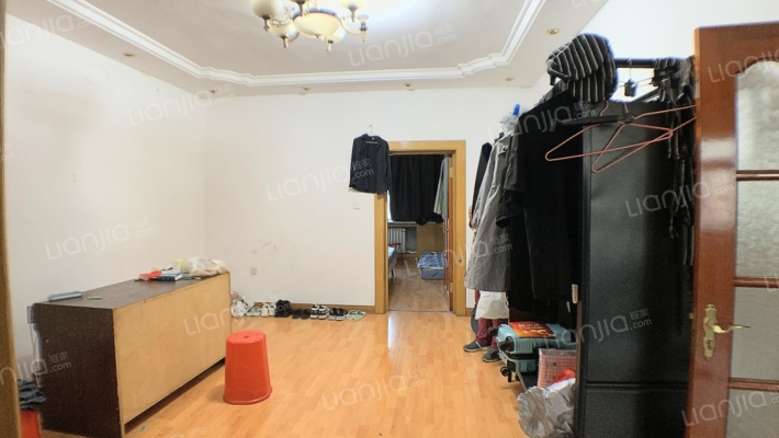 武警指挥学院家属楼二手房实景图