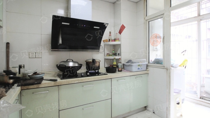 上江北精装两室 中间楼层 带家电家具出售-厨房