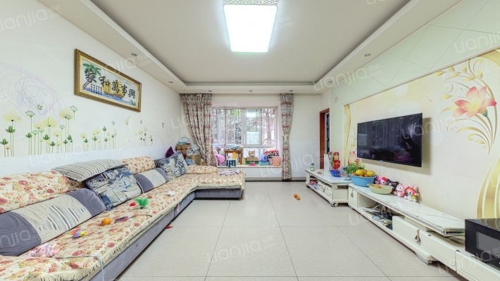 和鸿天府金花二手房实景图