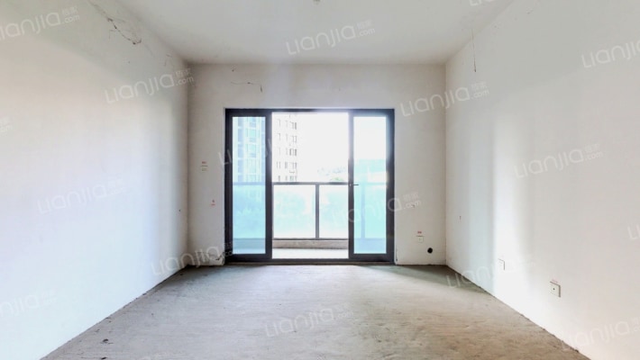 恒基翔龙江畔二手房实景图