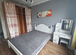 合租·西山社区北区 7居室 南卧_西山社区北区租房