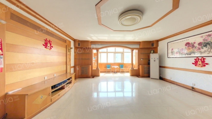 劳教所16号院二手房实景图