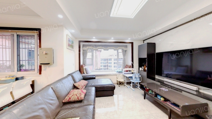 西岸翠景二手房实景图