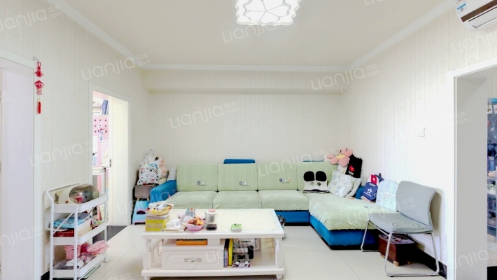 商业街二手房实景图