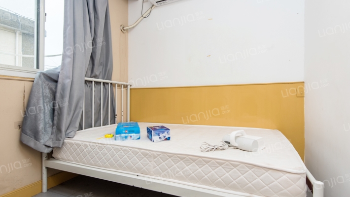 莘松四村二手房实景图