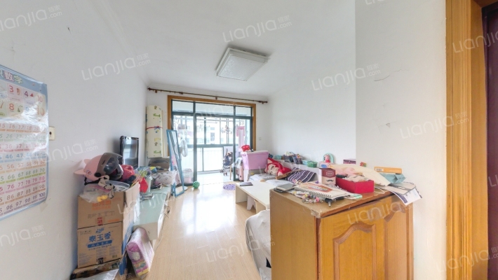 鹤鸣新苑一村二手房实景图