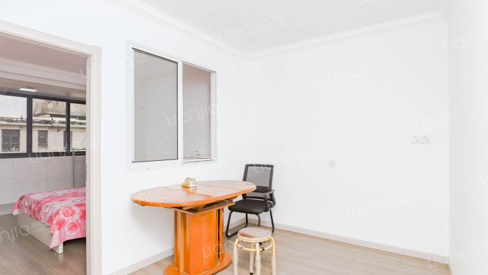 联建新村(宝山)二手房实景图