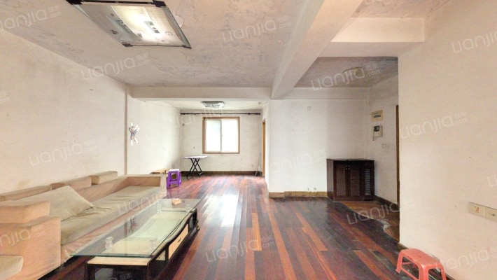 吉利花苑二手房实景图