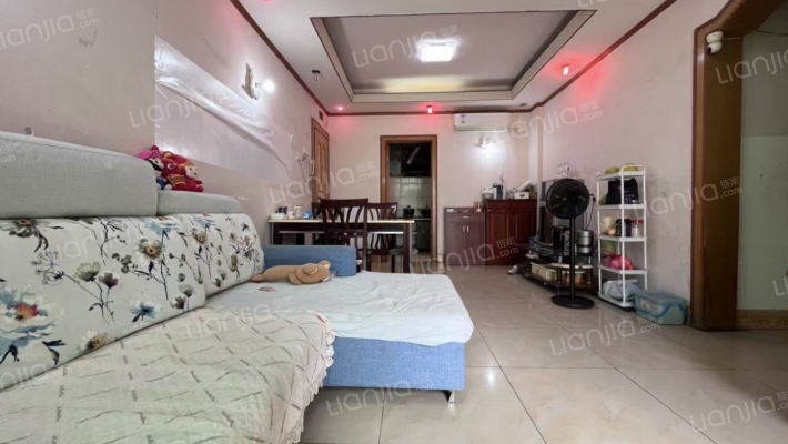 购物城二手房实景图